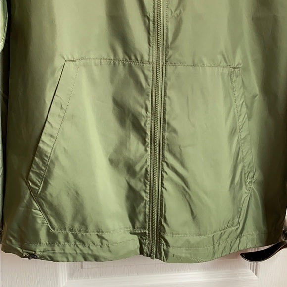 NWOT Men’s lightweight windbreaker jacket - Picture 2 of 4